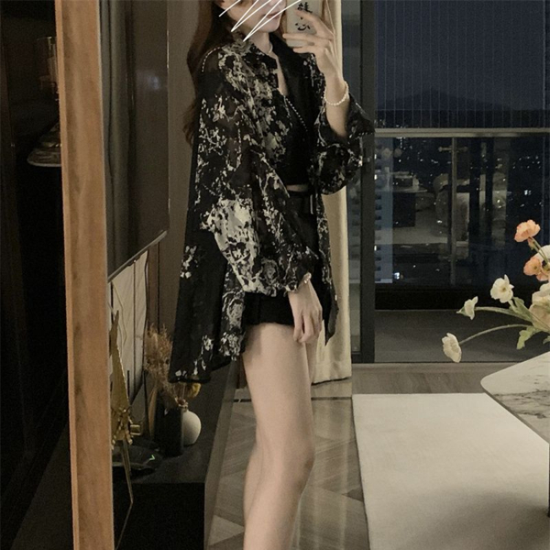 2025 Long Sleeve Shirts Women  - Summer Goth Clothing recension och pris