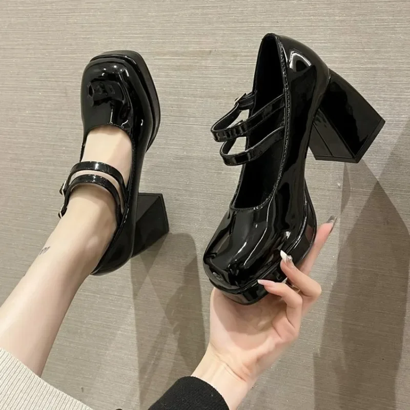 2025 New Lacquer Leather Women - Summer Clothing Plus Size recension och pris