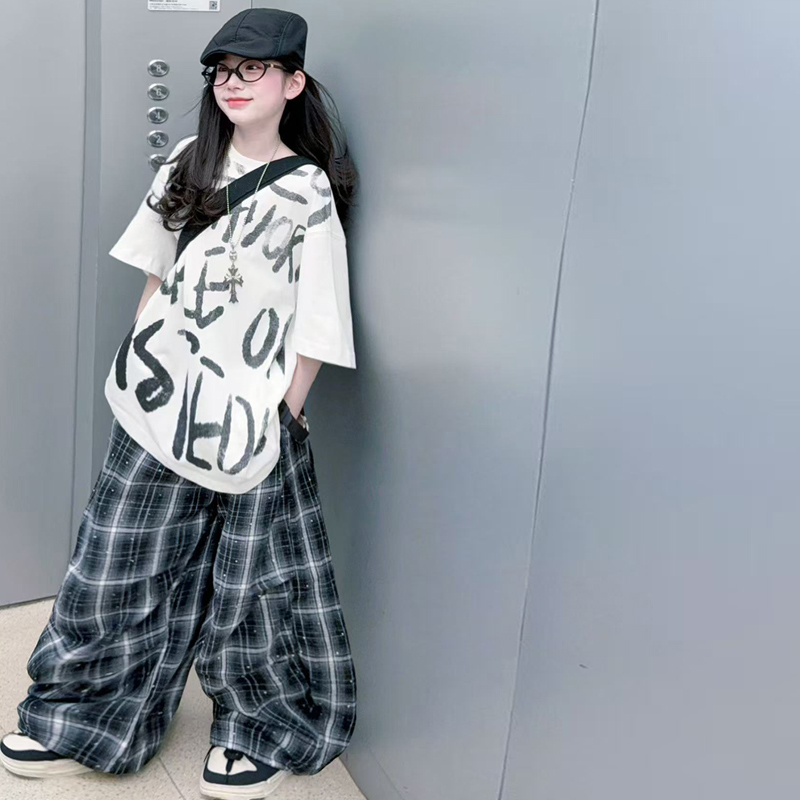 Summer Girls Hip Hop Graffiti  - Summer Clothing Drawing For Kids recension och pris